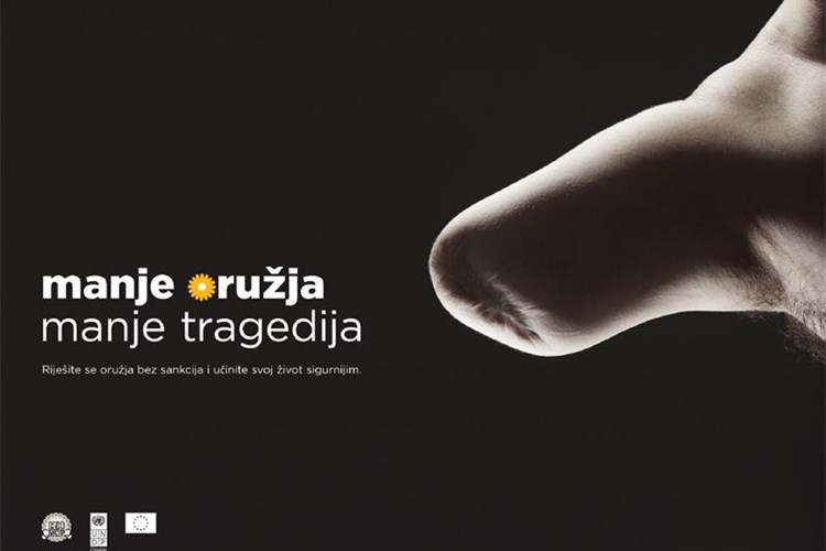 Slika PU_BB/slike vijesti/oruzje02.jpg